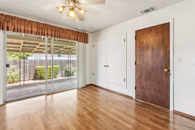 6543 Woodpark Way, Citrus Heights, CA 95621
