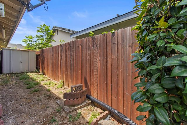 6543 Woodpark Way, Citrus Heights, CA 95621