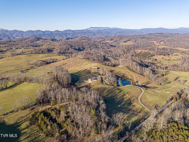 27363 Fudge Road, Meadowview, VA 24361