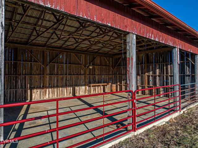 27363 Fudge Road, Meadowview, VA 24361