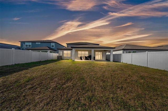 1009 GOLDEN SHINER AVENUE, Ruskin, FL 33570