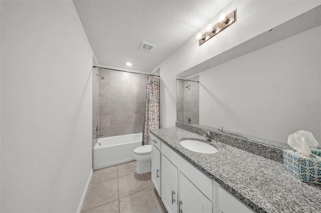1009 GOLDEN SHINER AVENUE, Ruskin, FL 33570