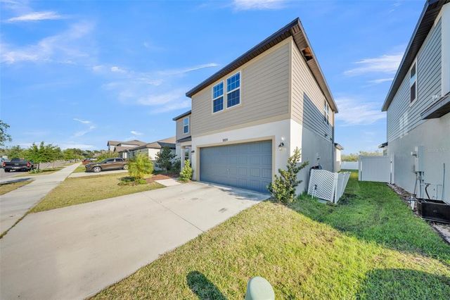 1009 GOLDEN SHINER AVENUE, Ruskin, FL 33570