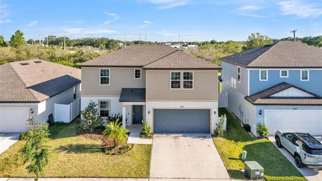 1009 GOLDEN SHINER AVENUE, Ruskin, FL 33570