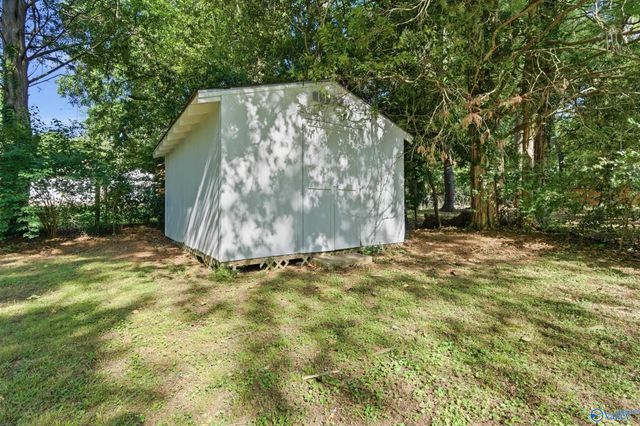 11309 Woodcrest Drive SE, Huntsville, AL 35803