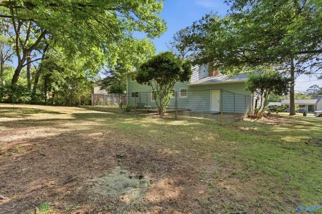 11309 Woodcrest Drive SE, Huntsville, AL 35803