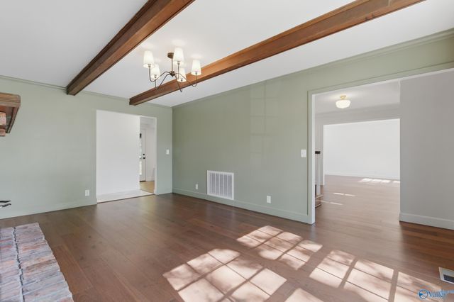 11309 Woodcrest Drive SE, Huntsville, AL 35803