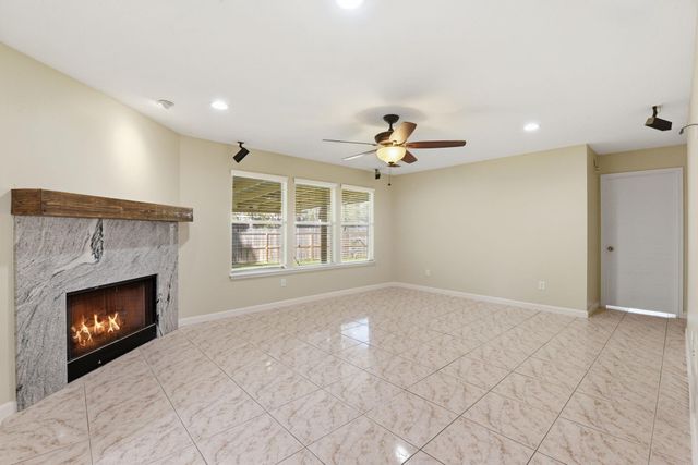 8515 Leafdale Drive, Humble, TX 77338