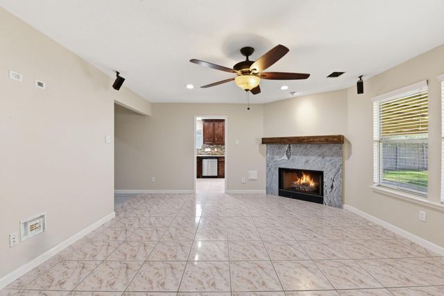 8515 Leafdale Drive, Humble, TX 77338