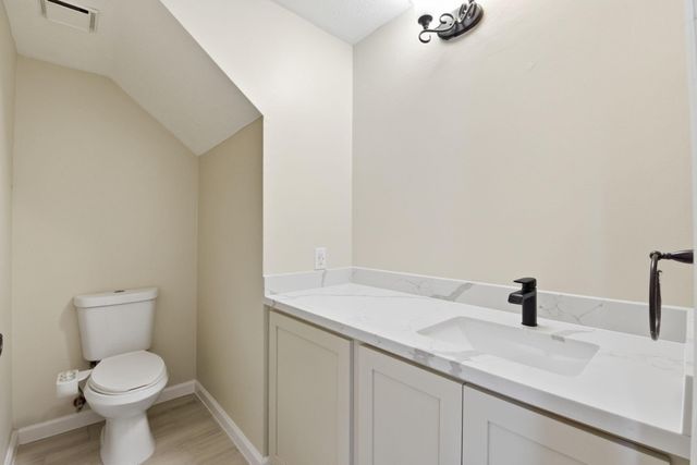 8515 Leafdale Drive, Humble, TX 77338