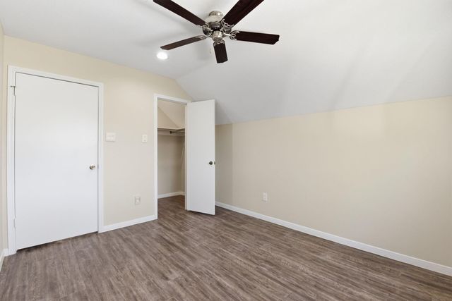 8515 Leafdale Drive, Humble, TX 77338