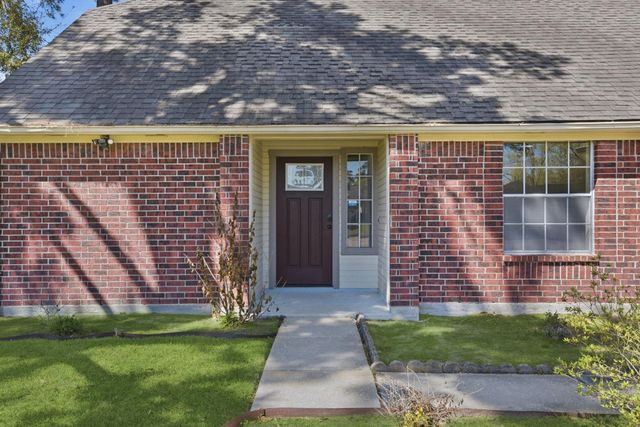 8515 Leafdale Drive, Humble, TX 77338