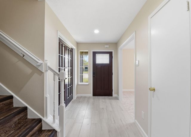 8515 Leafdale Drive, Humble, TX 77338