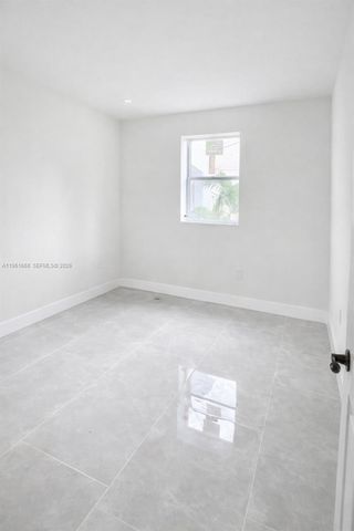 3079 NW Flagler Ter, Miami, FL 33125