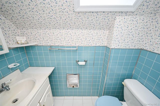 157-11 26th Avenue, Flushing, NY 11354