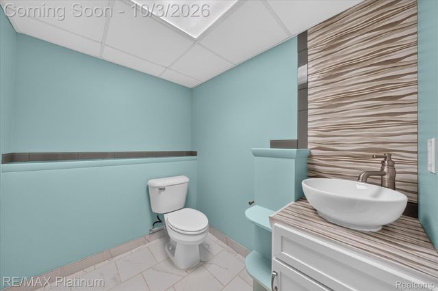 8808 N Christine Drive, Brighton Township, MI 48114