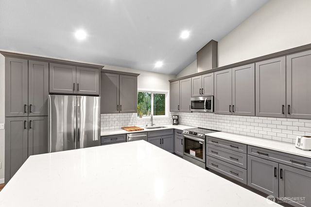 14326 NE 178th Street, Woodinville, WA 98072