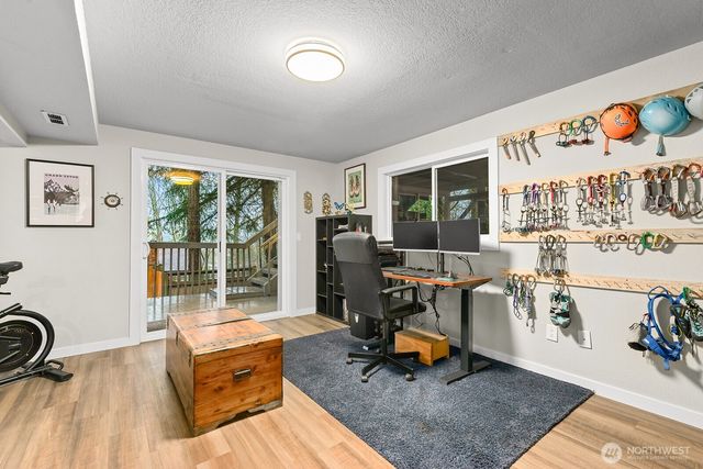 14326 NE 178th Street, Woodinville, WA 98072