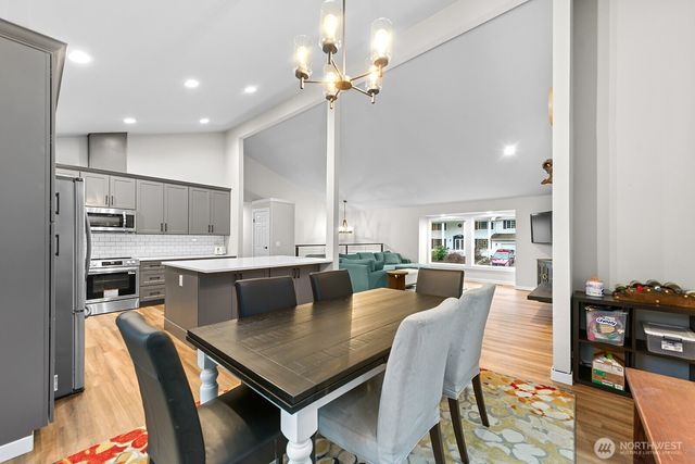 14326 NE 178th Street, Woodinville, WA 98072