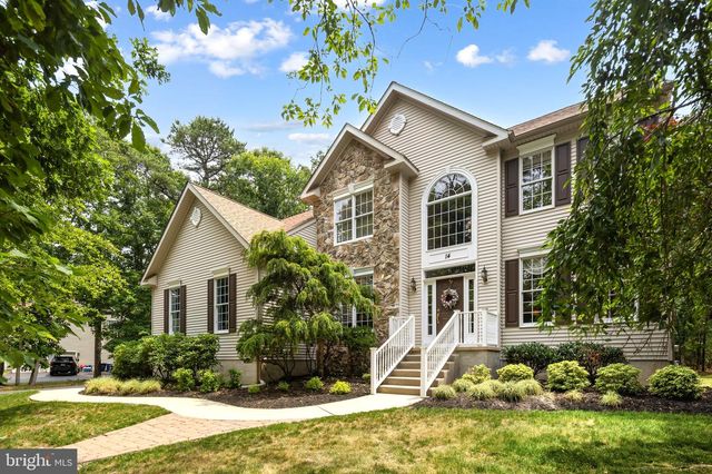14 LOWBRIDGE PSGE, Medford, NJ 08055