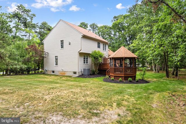 14 LOWBRIDGE PSGE, Medford, NJ 08055