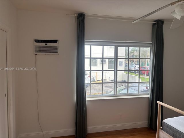 233 Madeira Ave 1, Coral Gables, FL 33134