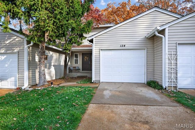 134 Cascade Terrace Drive, Ballwin, MO 63021