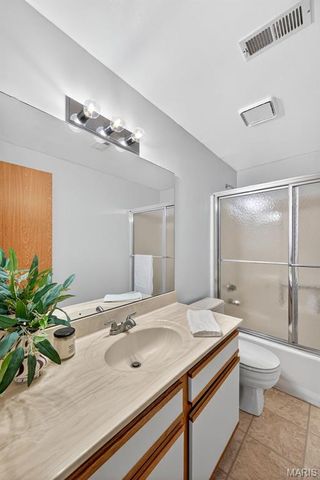 134 Cascade Terrace Drive, Ballwin, MO 63021