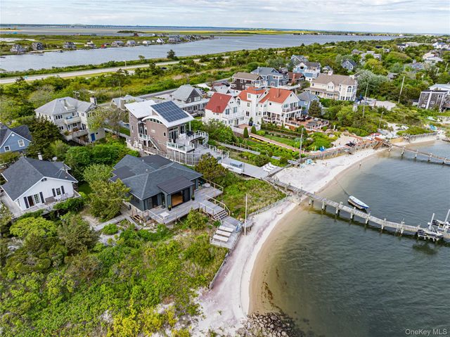 94 Savannah Walk, Oak Beach, NY 11702