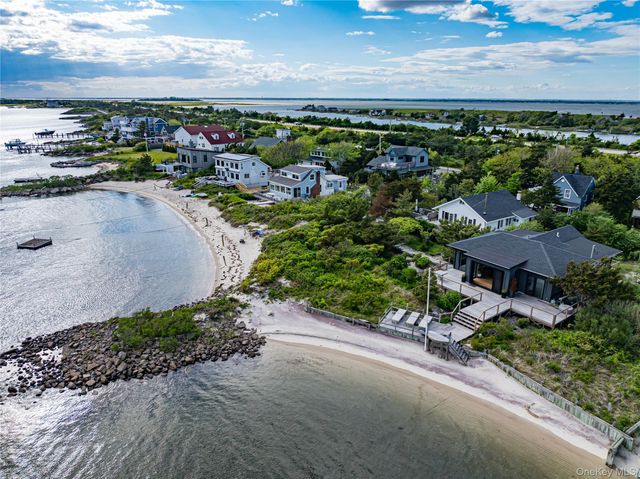 94 Savannah Walk, Oak Beach, NY 11702