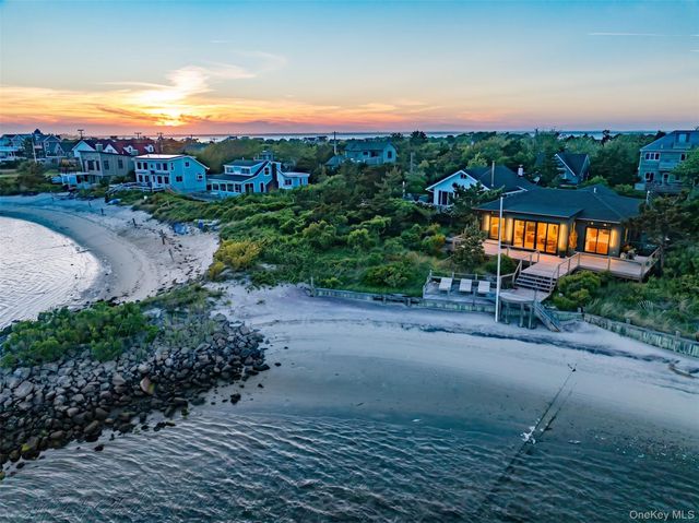 94 Savannah Walk, Oak Beach, NY 11702