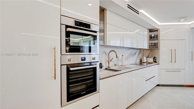 16711 Collins Ave 1004, Sunny Isles Beach, FL 33160