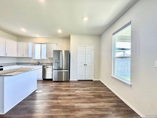 10235 Crossbuck, Converse, TX 78109