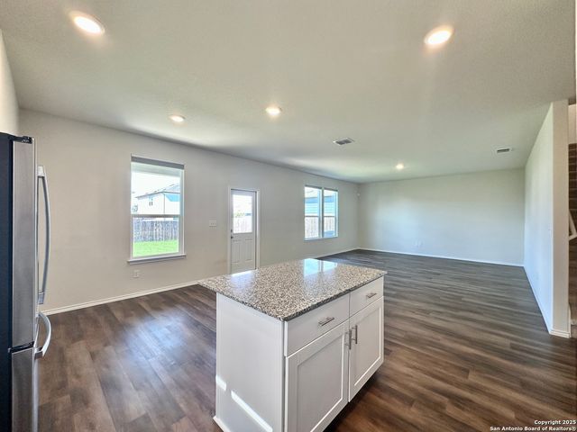 10235 Crossbuck, Converse, TX 78109