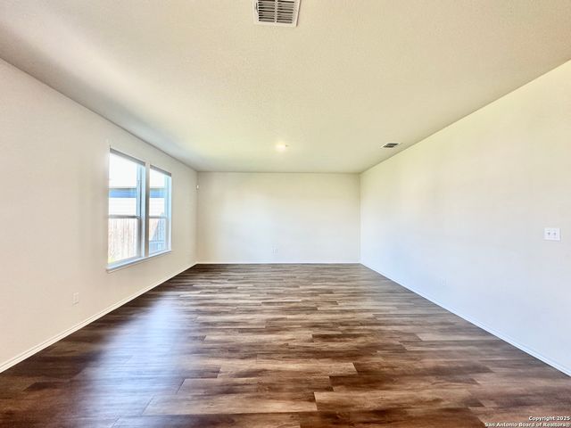 10235 Crossbuck, Converse, TX 78109