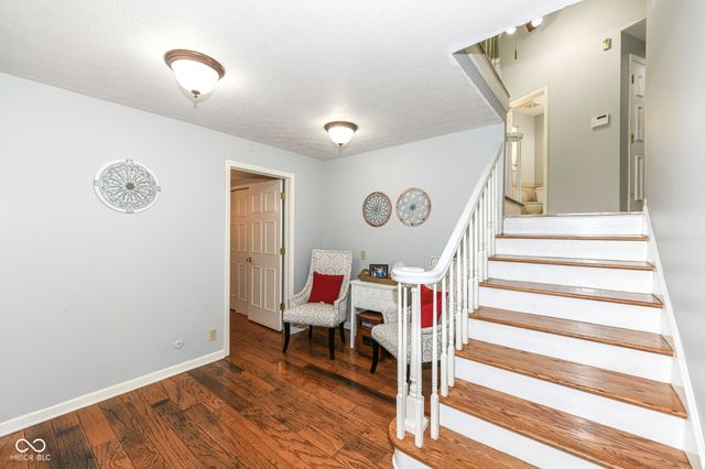 8215 Sunray Court, Indianapolis, IN 46278