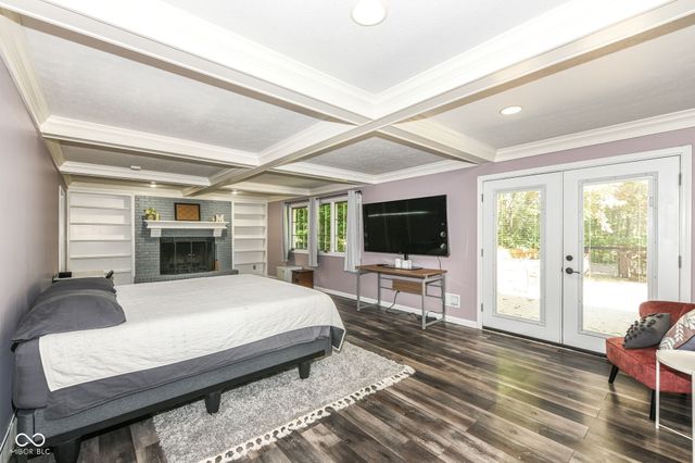 8215 Sunray Court, Indianapolis, IN 46278