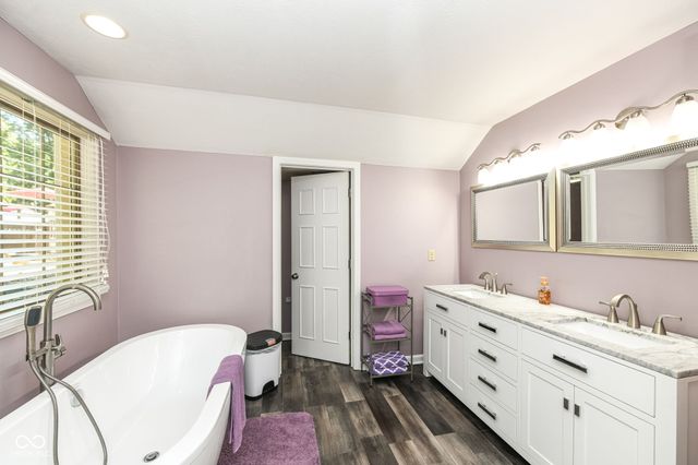 8215 Sunray Court, Indianapolis, IN 46278