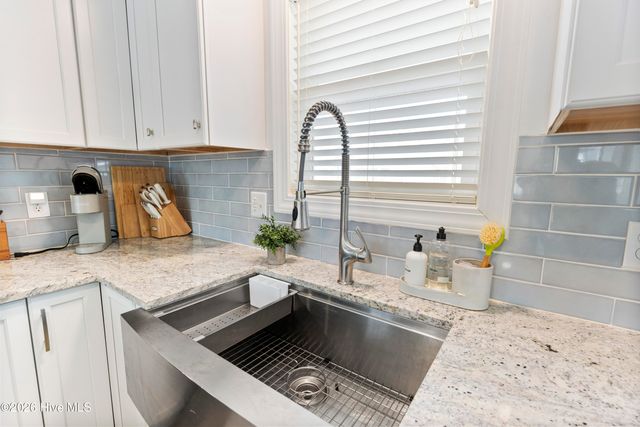 112 Windjammer Drive, Supply, NC 28462