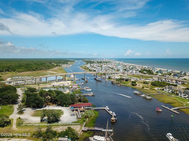 112 Windjammer Drive, Supply, NC 28462