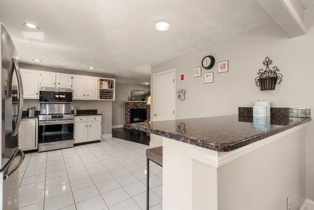 12 Whitney Rd, Hopedale, MA 01747