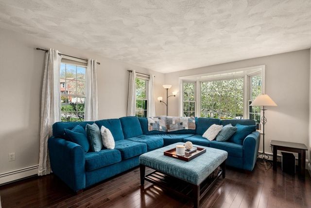 12 Whitney Rd, Hopedale, MA 01747