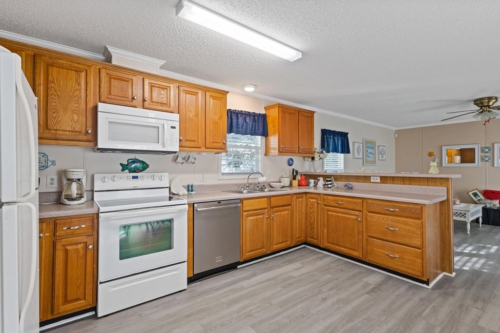3059 Atlanta Circle, Murrells Inlet, SC 29576 — photo 5