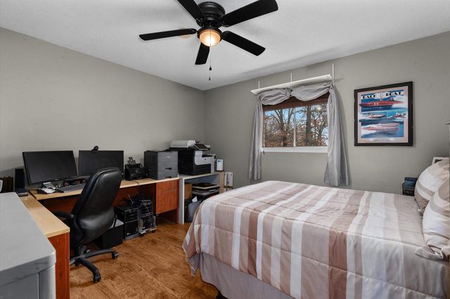 851 Country Place, Longview, TX 75605