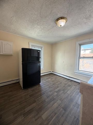 54 Hamilton Avenue 3, Lynn, MA 01902
