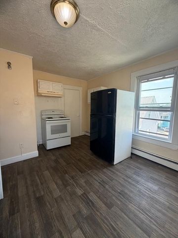 54 Hamilton Avenue 3, Lynn, MA 01902