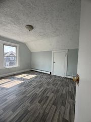 54 Hamilton Avenue 3, Lynn, MA 01902