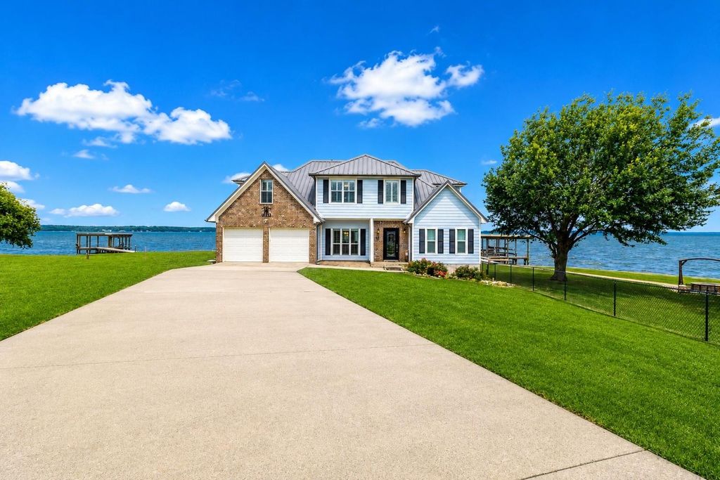 237 Vivian Road, Onalaska, TX 77360