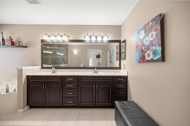 3340 NW 2ND AVENUE, Ocala, FL 34475