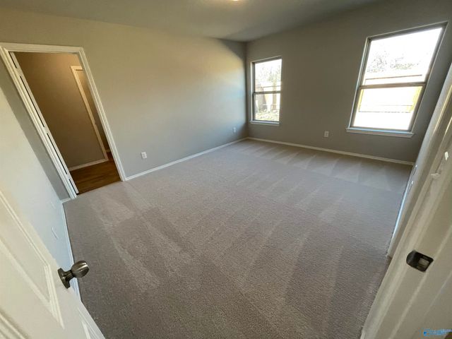 4018 Mckenzie Drive, Decatur, AL 35603